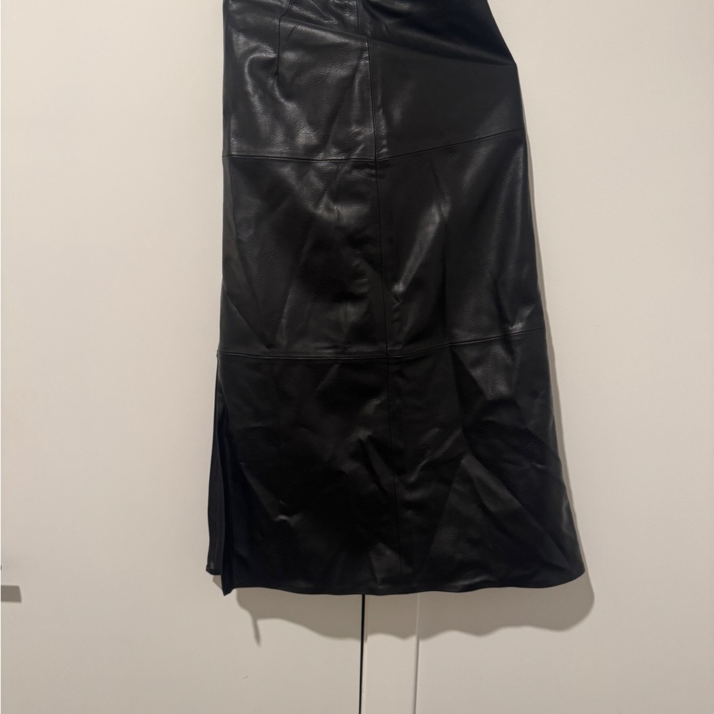 H&M Sleek Black Leather Pencil Skirt